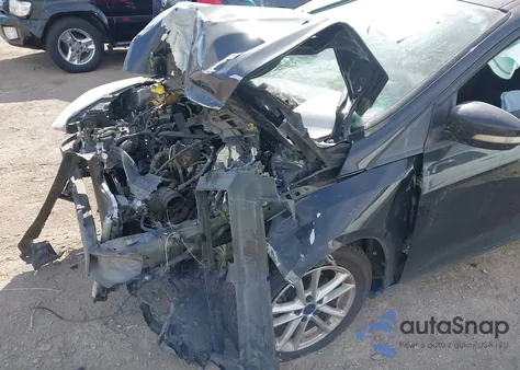 2015 Ford Focus Se from USA, damaged, VIN 1FADP3K26FL318182